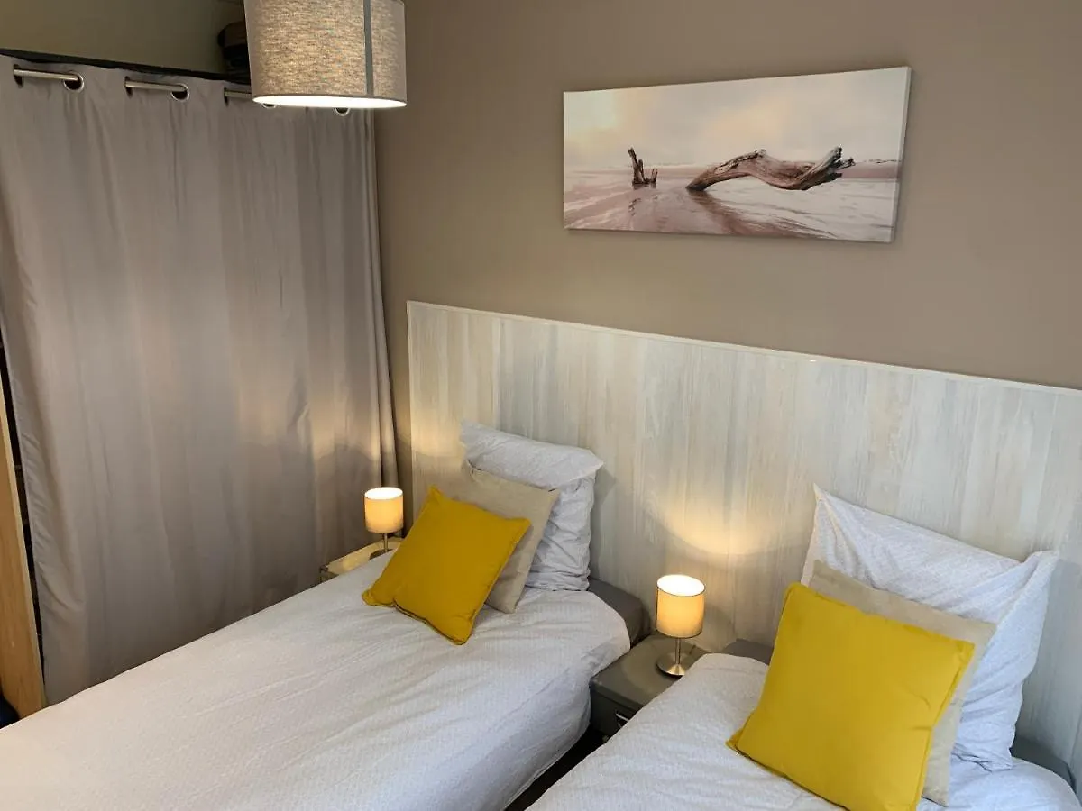 Close Palais - Calm - Brand New Cannes Daire